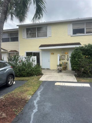 Photo of Listing #F10539057