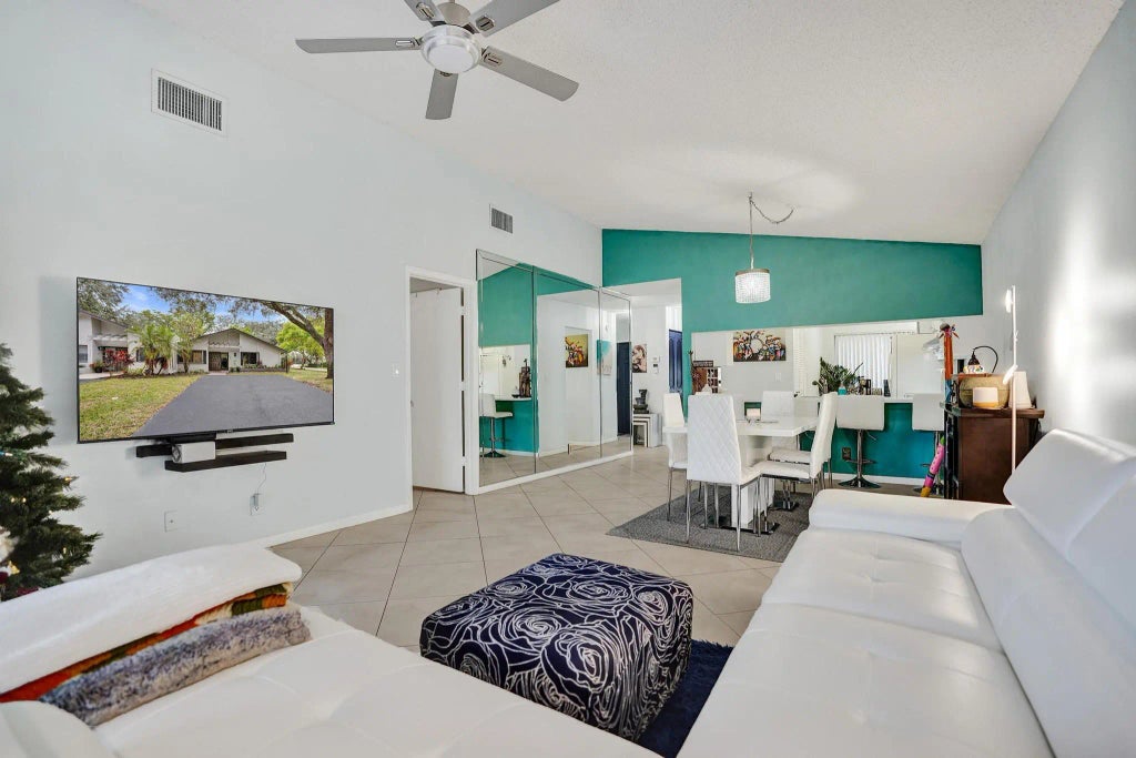 4154 Palm Forest Drive S, Delray Beach
