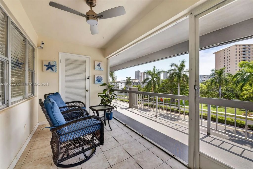 300 Layne Boulevard #303, Hallandale Beach