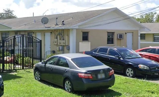 3 of 14 - 2416 Nw 79th Terrace, Miami, FL