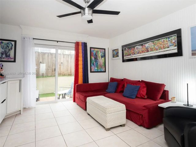 3 of 35 - 437 Sw 3rd Street #2, Miami, FL