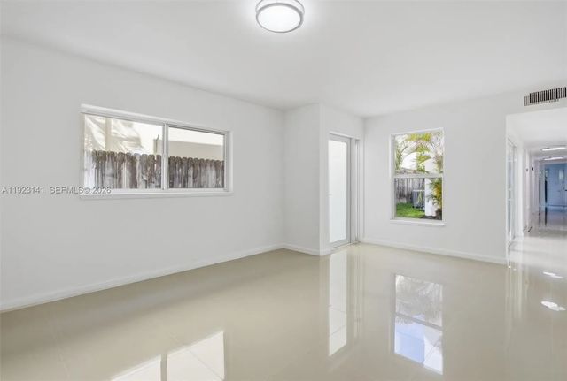 5 of 47 - 1045 Sw 25th Avenue, Miami, FL