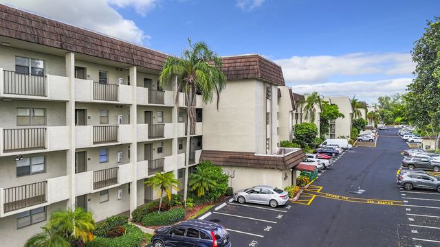 6080 Nw 44th Street #408, Lauderhill