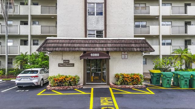 5 of 27 - 6080 Nw 44th Street #408, Lauderhill, FL
