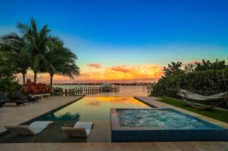 Photo of Listing #R11144563