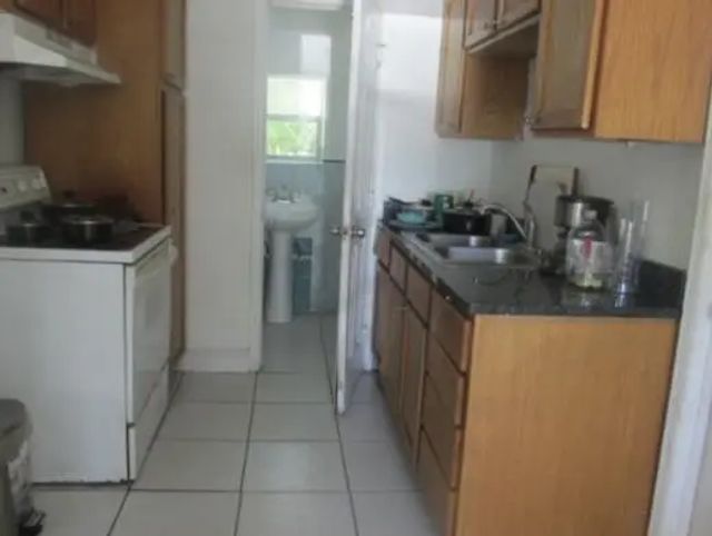 5 of 14 - 402 N A Street, Lake Worth Beach, FL