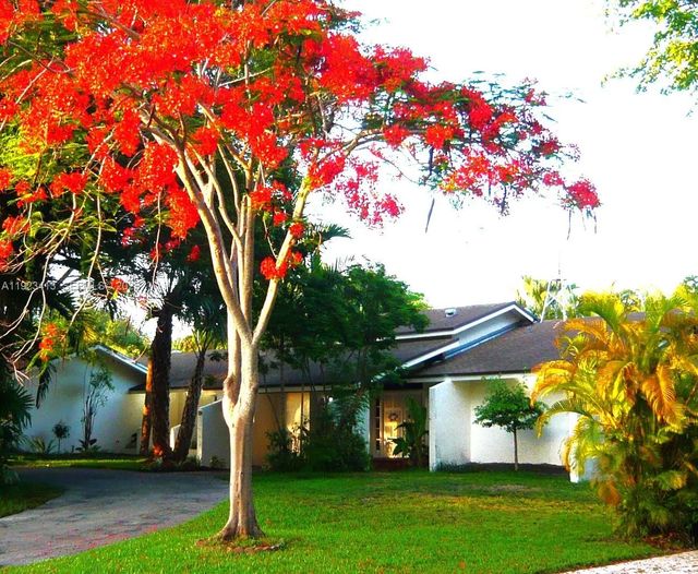 17123 Sw 78th Place, Palmetto Bay