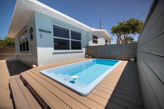 2 of 28 - 212 Buttonwood Lane, Key Largo, FL
