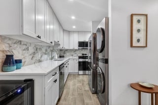 Photo of Listing #R11144635