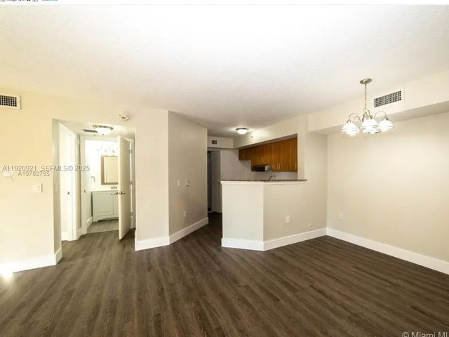 3 of 22 - 17622 Nw 25th Avenue #101, Miami Gardens, FL