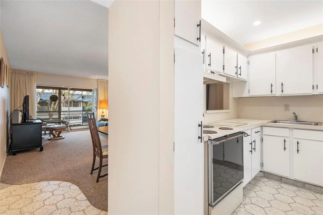 3 of 27 - 3150 Holiday Springs Boulevard #308, Margate, FL