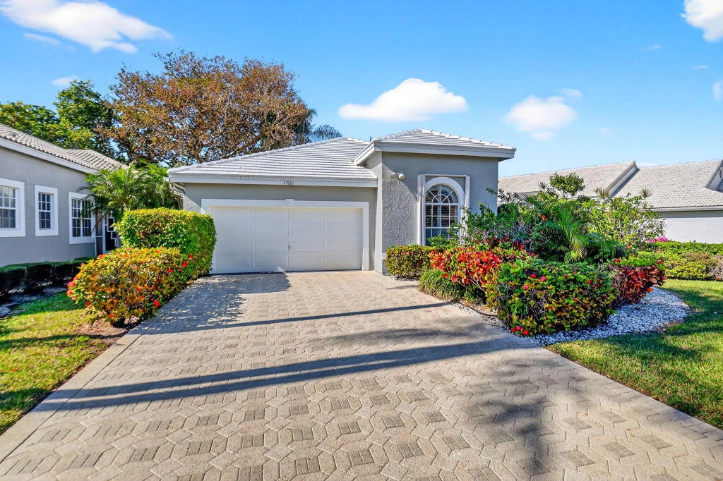 11921 Fountainside Circle, Boynton Beach