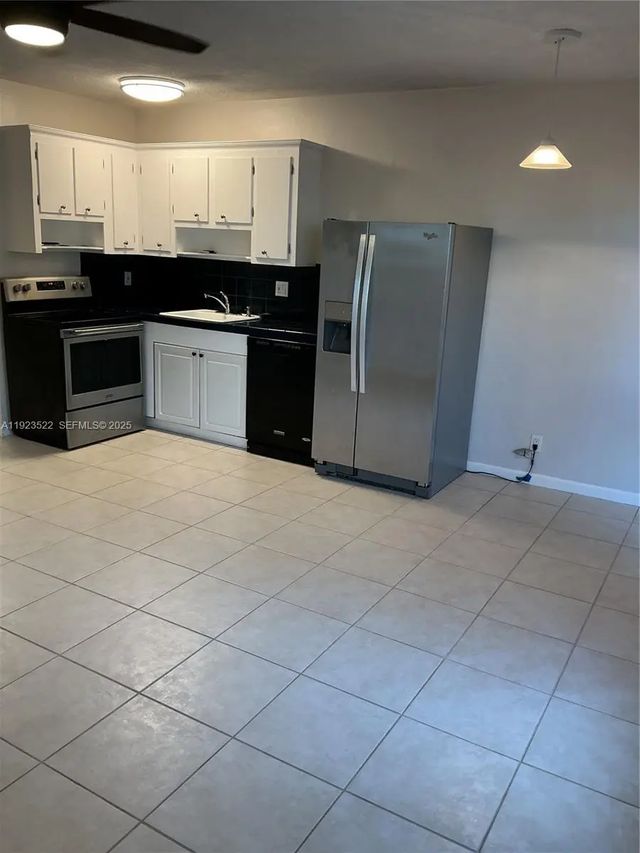 2716 Ne 30th Place #103c, Fort Lauderdale