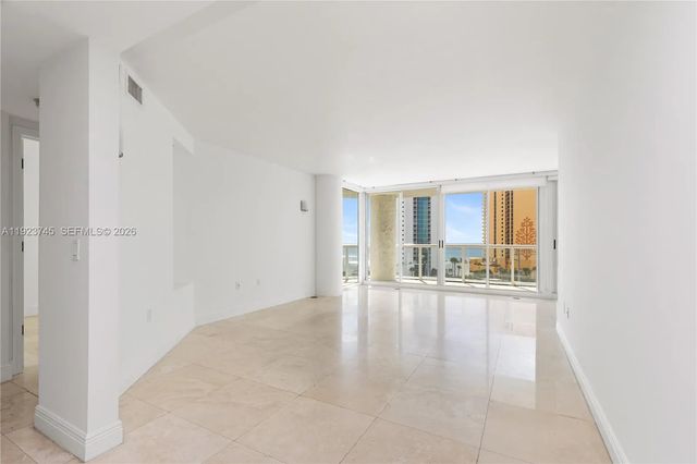 5 of 54 - 16400 Collins Avenue #942, Sunny Isles Beach, FL