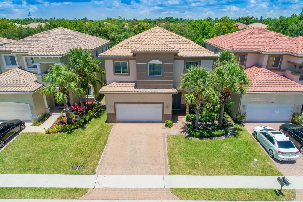 1088 Grove Park Circle, Boynton Beach