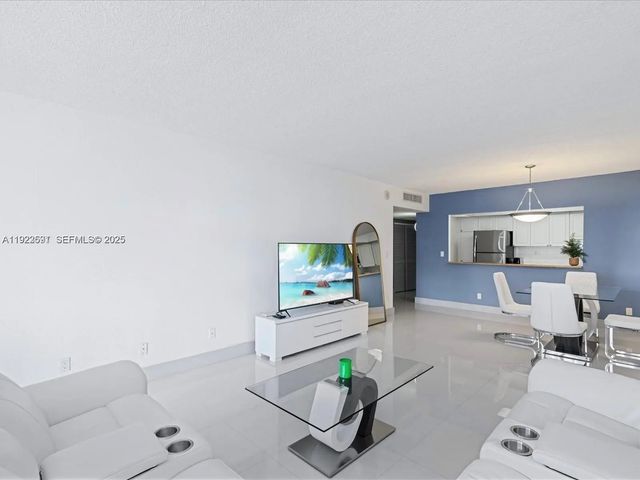 3 of 12 - 19370 E Collins Avenue #625, Sunny Isles Beach, FL