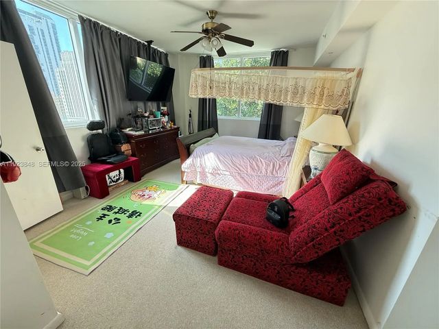 4 of 47 - 253 Ne 2nd Street #908, Miami, FL