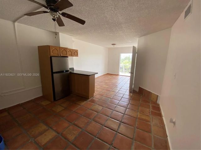 5 of 32 - 1650 Ne 115th Street #405, Miami, FL