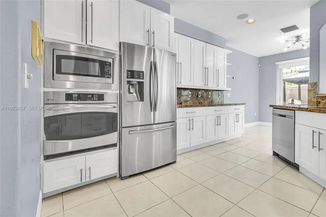 3 of 41 - 1547 Mariner Way, Hollywood, FL