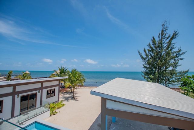 4 of 22 - 238 Placencia Road, , 
