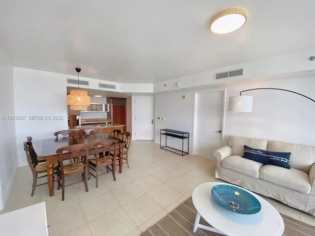3 of 12 - 17201 Collins Avenue #1009, Sunny Isles Beach, FL