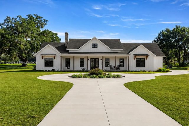 10561 Ne 104th Circle, 