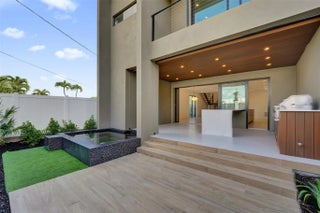 Photo of Listing #F10538984