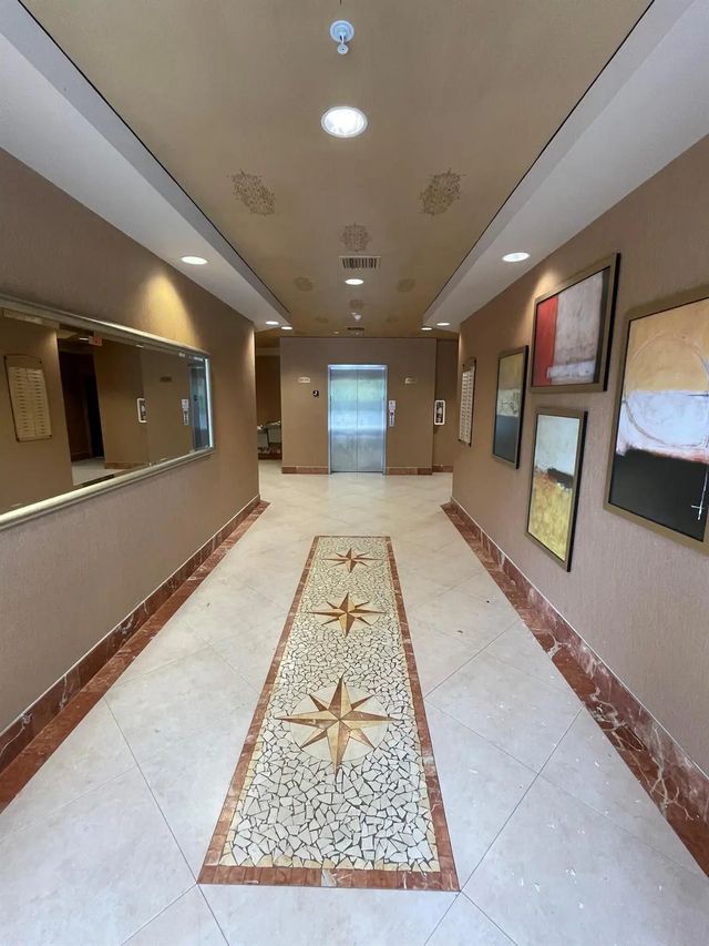 3 of 8 - 12985 Sw 130th Court, Miami, FL