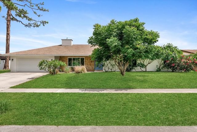 4811 Dorchester Mews, Haverhill