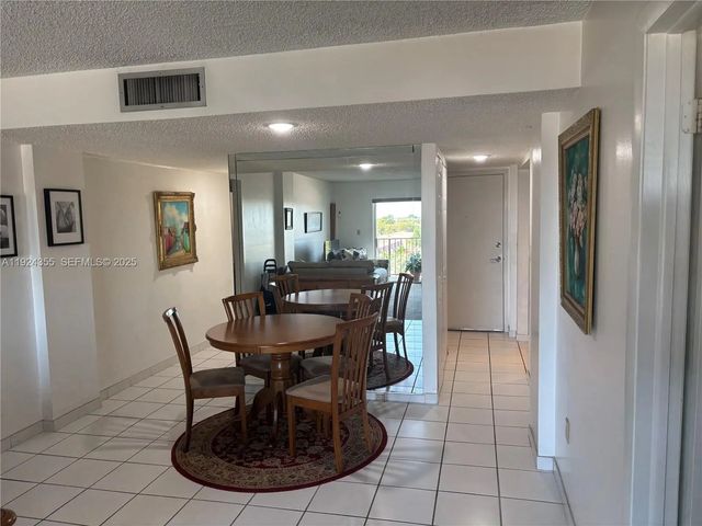 3 of 39 - 14250 Sw 62nd Street #520, Miami, FL