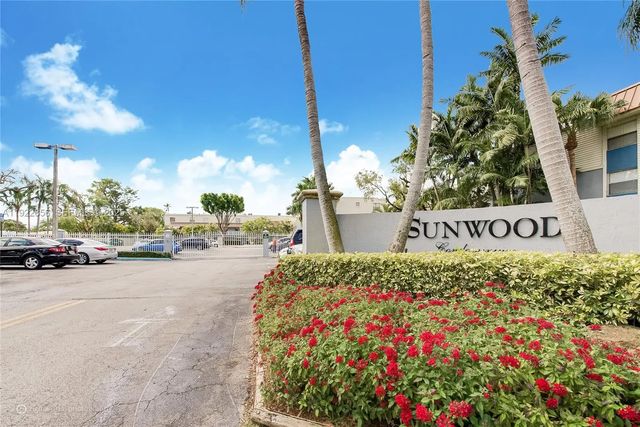 4600 Sw 67th Avenue #125, Miami