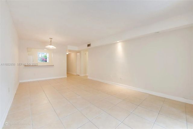 4 of 11 - 4600 Sw 67th Avenue #125, Miami, FL