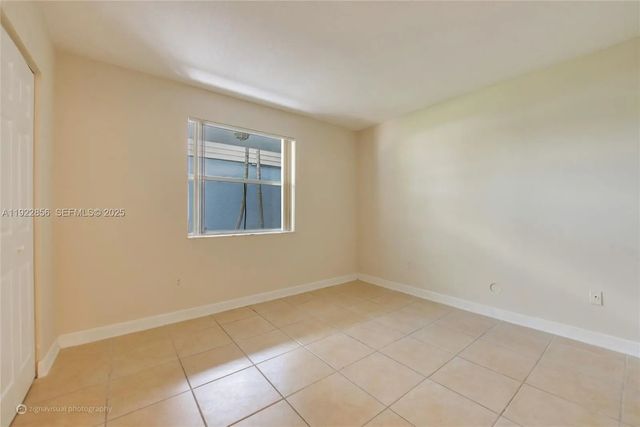 5 of 11 - 4600 Sw 67th Avenue #125, Miami, FL