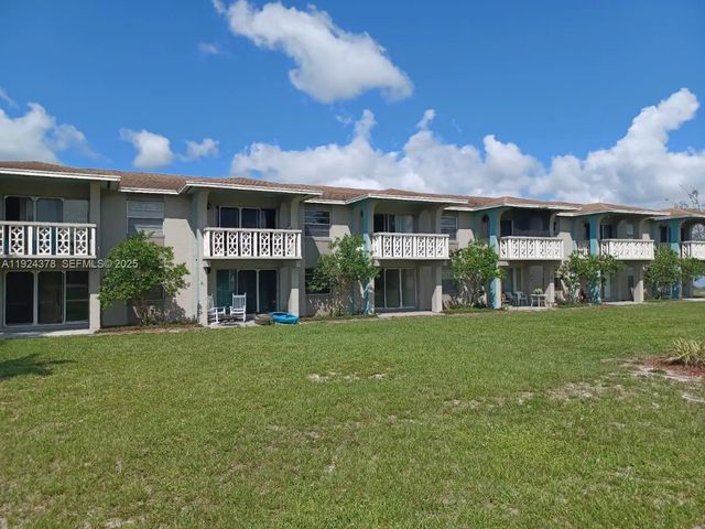 1015 Lakeview Drive, Sebring
