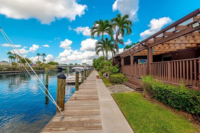 2621 S Parkview Drive, Hallandale Beach