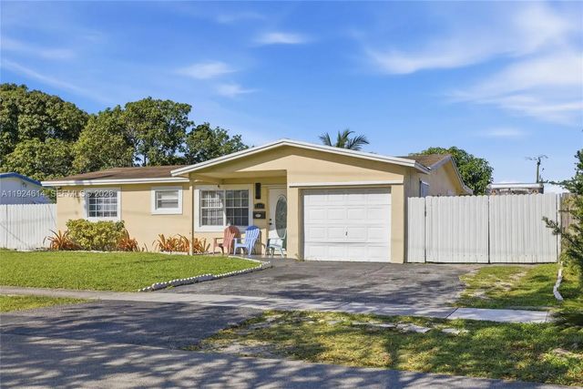 2211 Nw 46th Avenue, Lauderhill