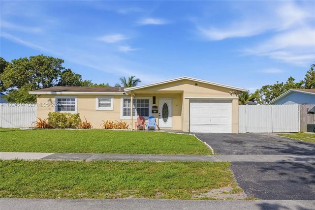 2 of 8 - 2211 Nw 46th Avenue, Lauderhill, FL