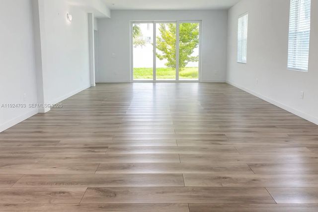 4 of 14 - 432 21st Street #2, West Palm Beach, FL