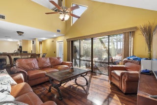 Photo of Listing #R11145118