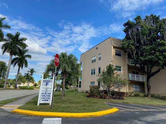 9370 Sunrise Lakes Boulevard #105, Sunrise