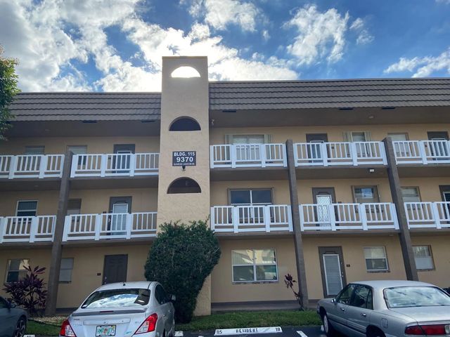 2 of 14 - 9370 Sunrise Lakes Boulevard #105, Sunrise, FL