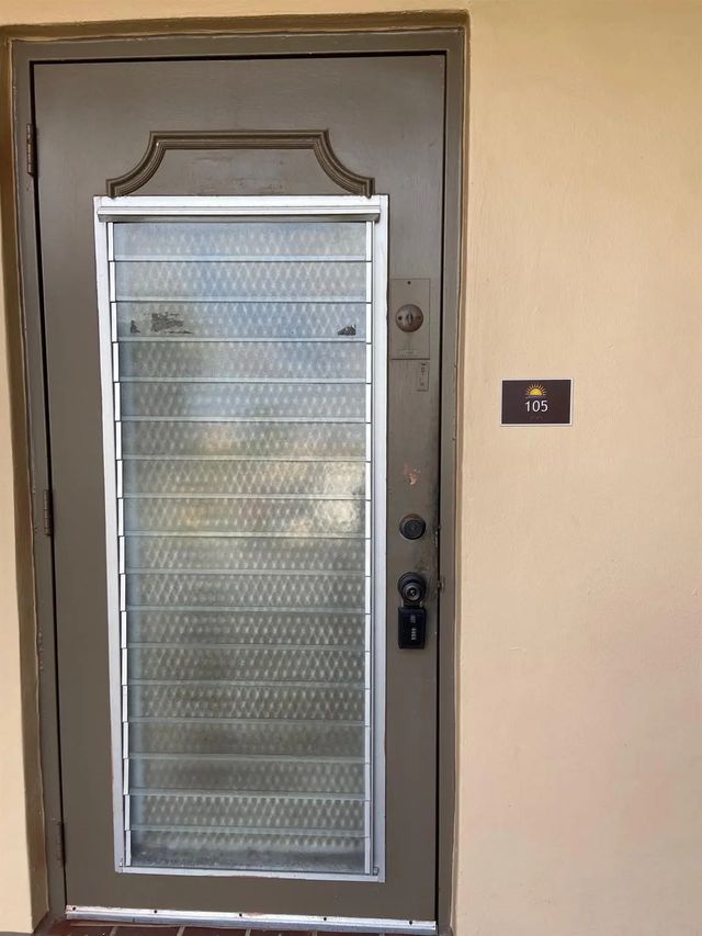 4 of 14 - 9370 Sunrise Lakes Boulevard #105, Sunrise, FL