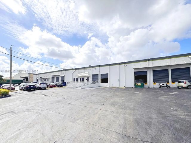 1950 Nw 70th Avenue #1970, Miami