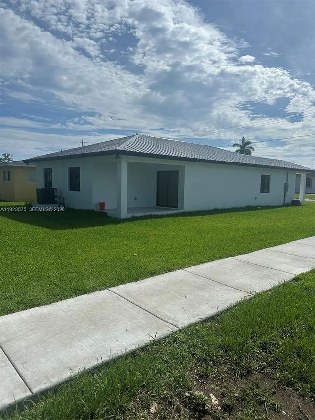 3 of 25 - 580 Sw 10th Avenue, Homestead, FL