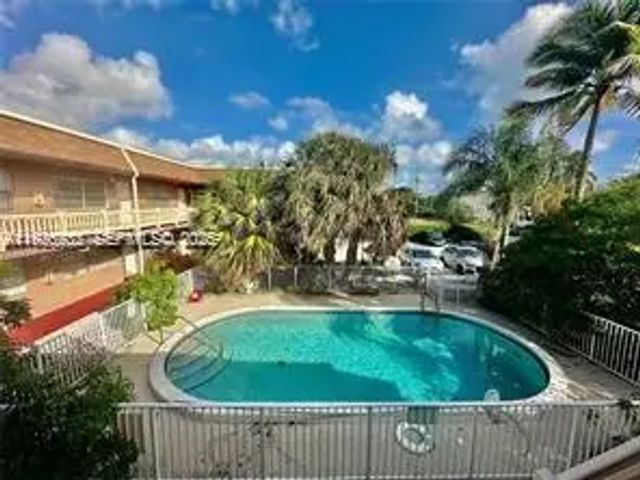 241 Se 9th Avenue #106, Pompano Beach