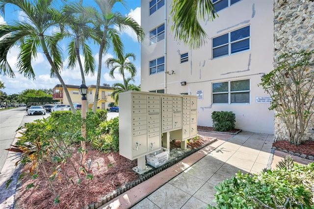 3 of 43 - 1830 Dixieanna Street #506, Hollywood, FL