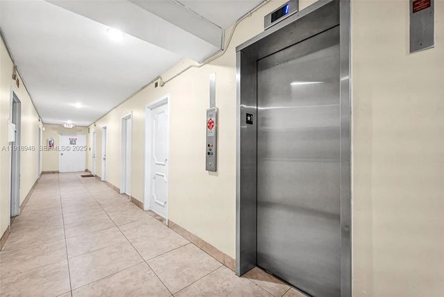 4 of 43 - 1830 Dixieanna Street #506, Hollywood, FL