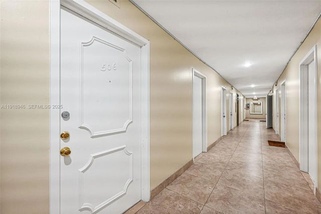 5 of 43 - 1830 Dixieanna Street #506, Hollywood, FL