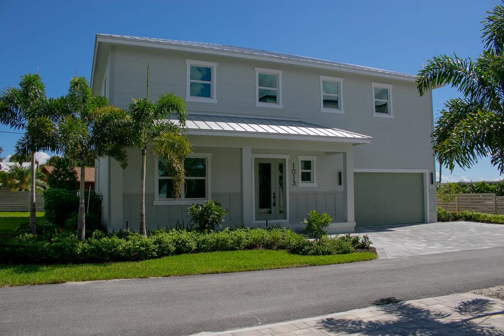1013 Ne Orange Avenue, Jensen Beach