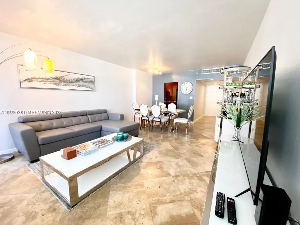 100 Lincoln Road #608, Miami Beach